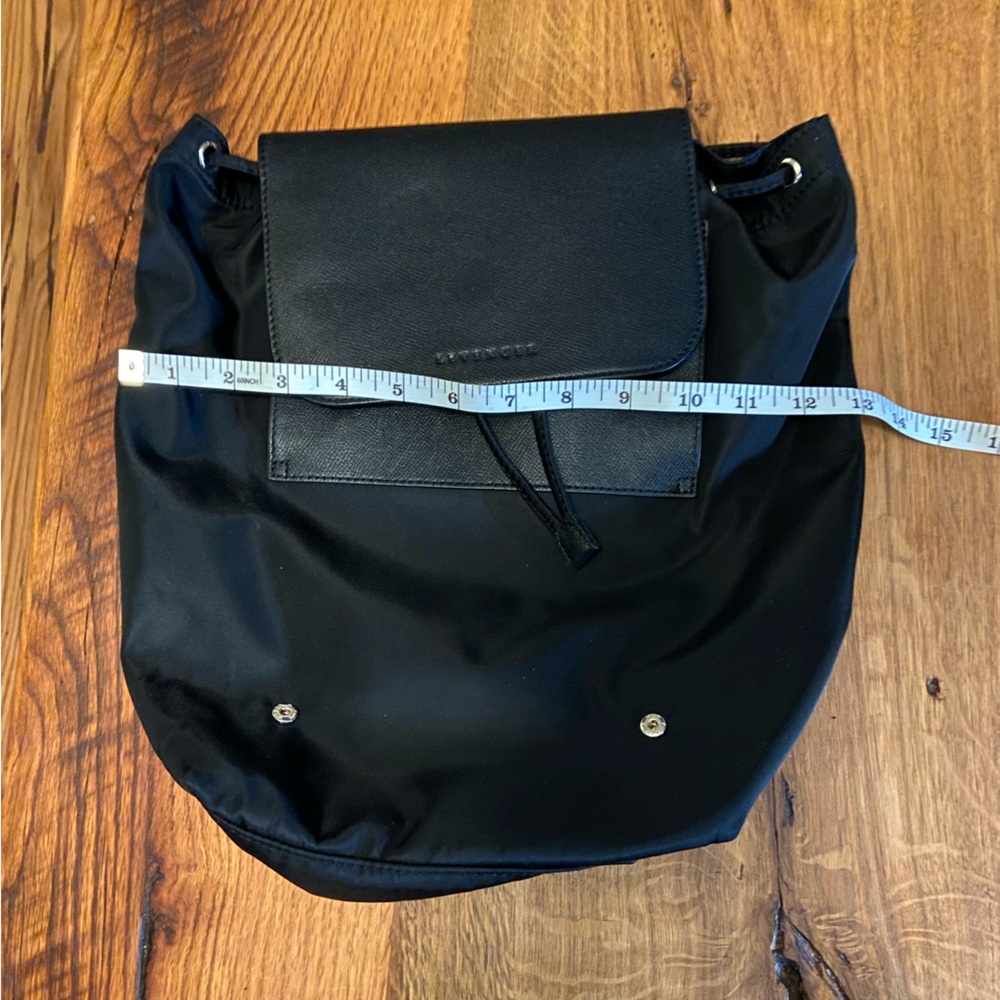 Levenger Versatile Black Backpack, Thoughtful Det… - image 5